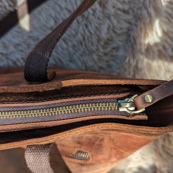 Leather Tote - Picture 9 of 14